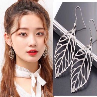 Bông tai chiếc lá đủ 2 màu