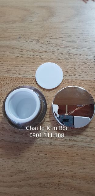 Hủ đựng kem face Đĩa Bay Cao Bạc 20g