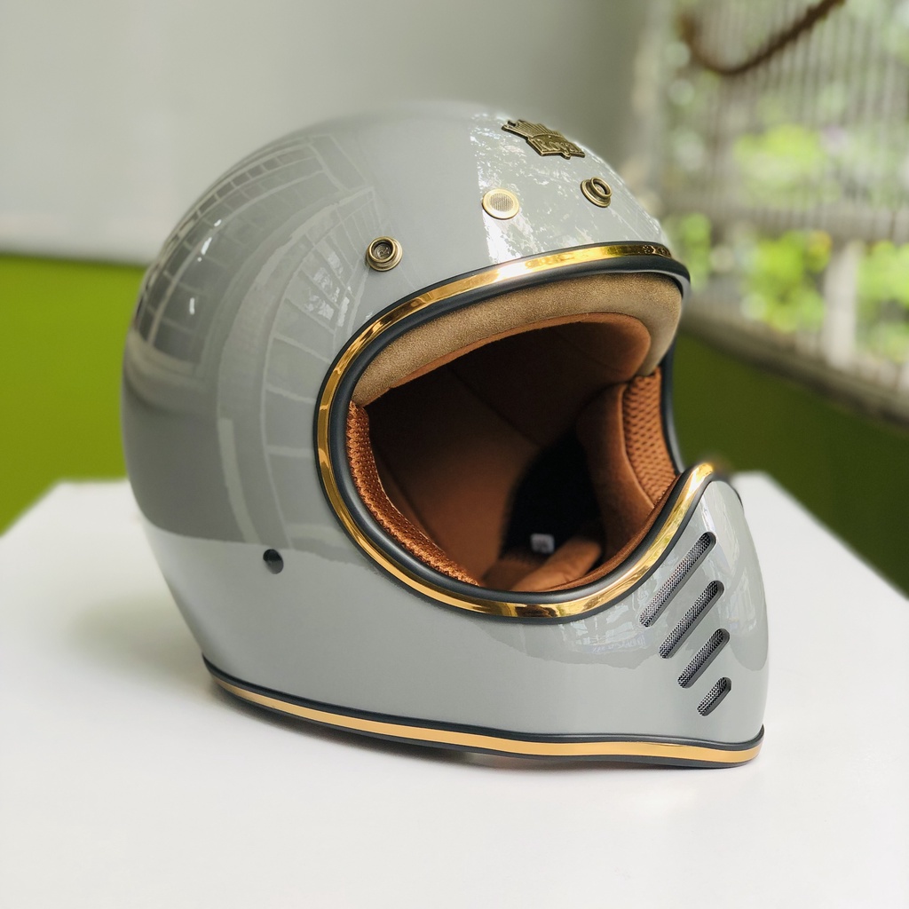 Mũ bảo hiểm fullface classic Royal H1 Ximang bóng được phân phối tại hệ thống Nón Trùm