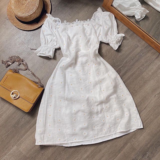 Đầm hoa cúc trắng cổ vuông tay phồng ⚡VIDEO THẬT ⚡HÀNG SẴN DSRT1199