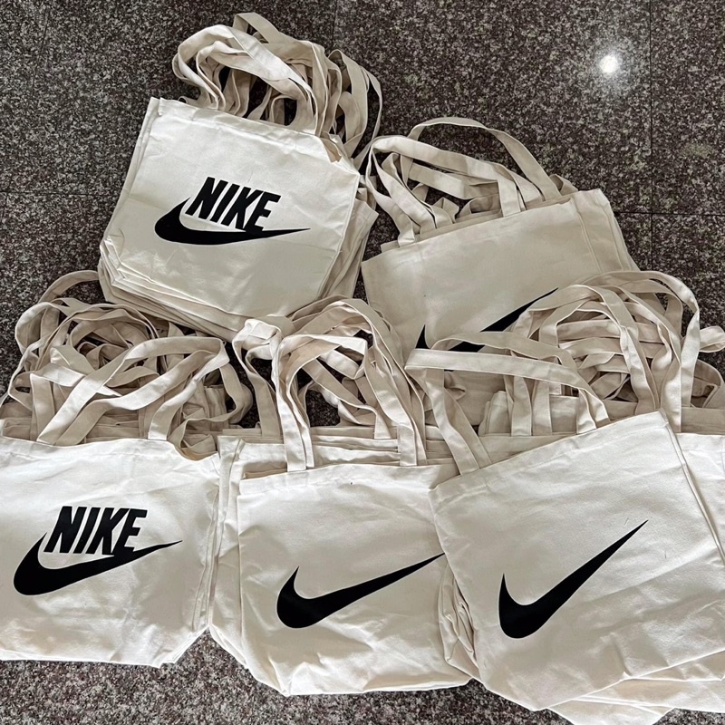 Túi tote Nike-Drew giá rẻ phụ kiện đi học đi chơi hot trend