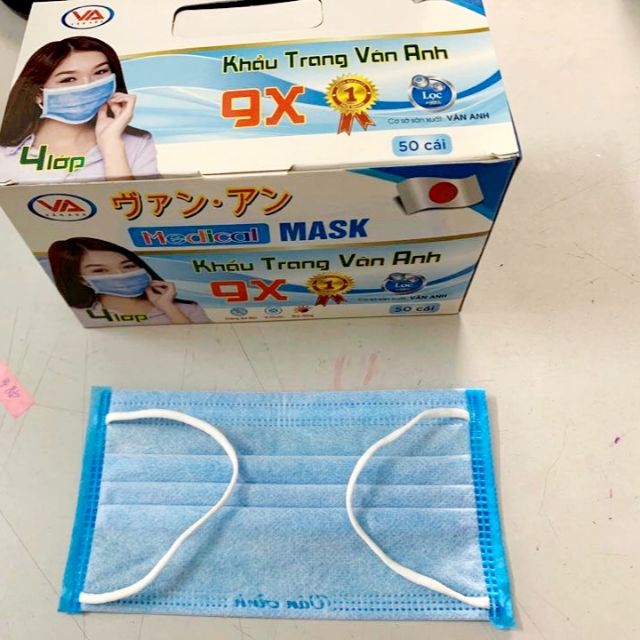 Khẩu trang y tế 4 lớp.