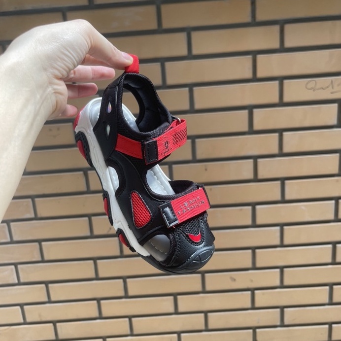 Dép quai hậu sandal cho bé trai -  - bé gái chống trượt đế mềm The Kid Shop SD82