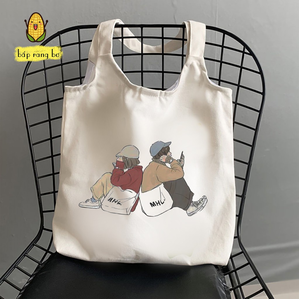 TÚI TOTE ĐƯA NHAU ĐI TRỐN ANH VÀ EM COUPLE - VẢI CANVAS CÓ KHÓA NÚT NAM CHÂM