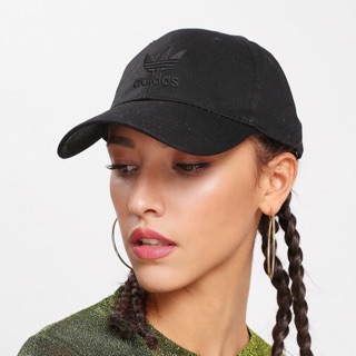 Nón dù adidas
