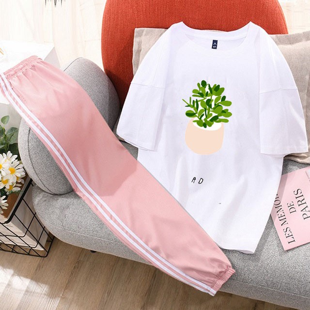 Set Bộ Nữ Mùa Hè Gồm Áo Phông Cotton Organic Ngắn Tay In Chậu Cây Xinh Kết Hợp Quần Thun Dài Bo Gấu Sọc Kẻ Trắng