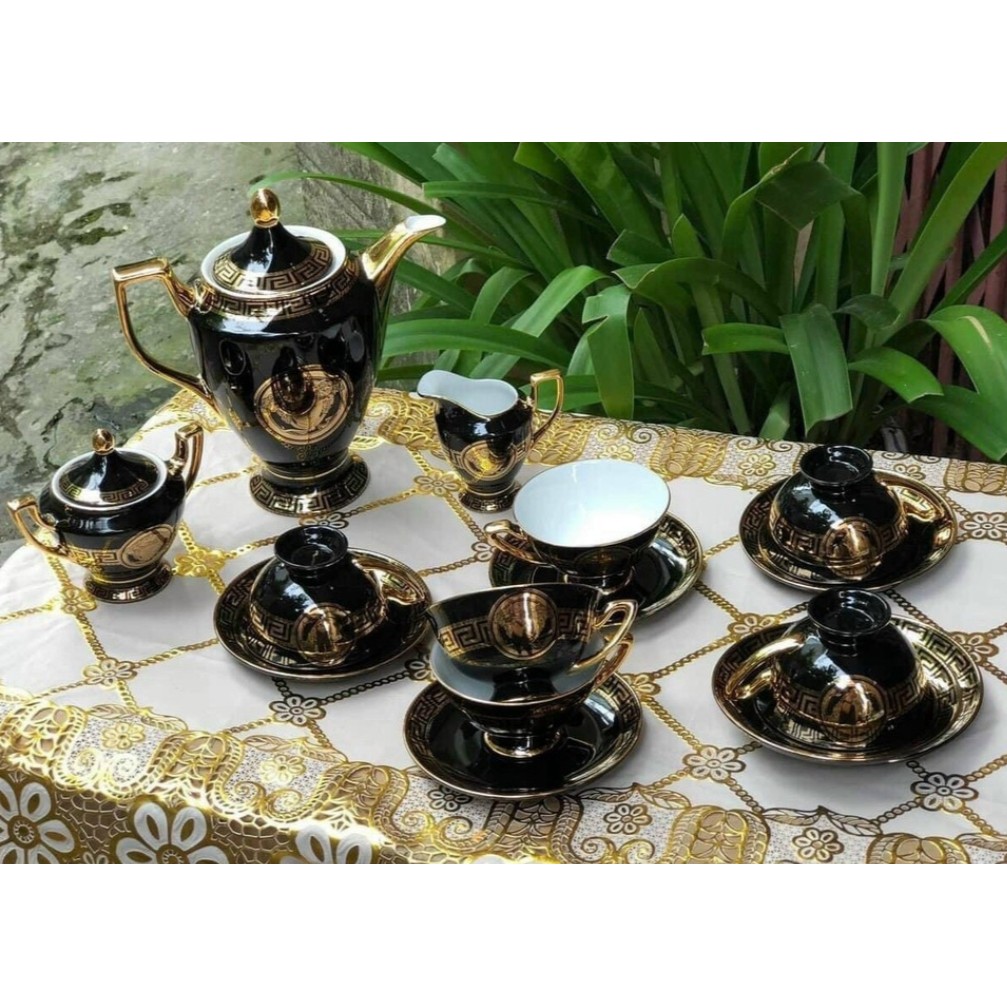 BỘ ẤM CHÉN SỨ XƯƠNG VERSACE MÀU ĐEN VIỀN VÀNG