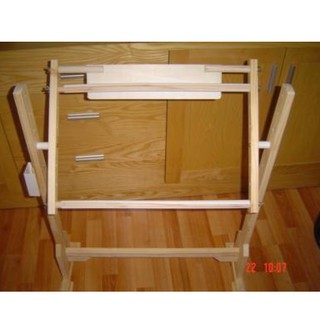 Khung thêu gỗ thêu tranh chữ thập 73x40 cm