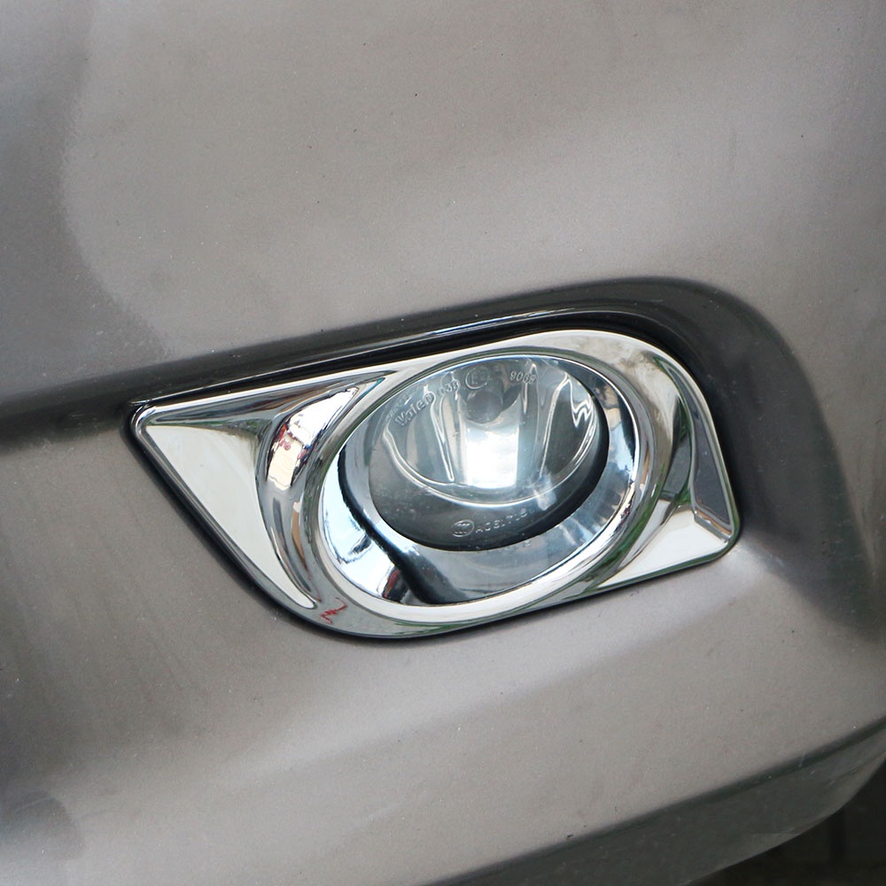 Set 2 Miếng Dán Bảo Vệ Đèn Sương Mù Xe Hơi Nissan Sunny N17 Versa 2014-2017