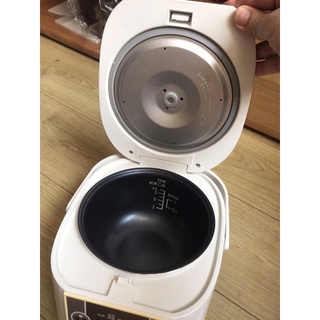 Nồi cơm điện Nhật bản 0,54L