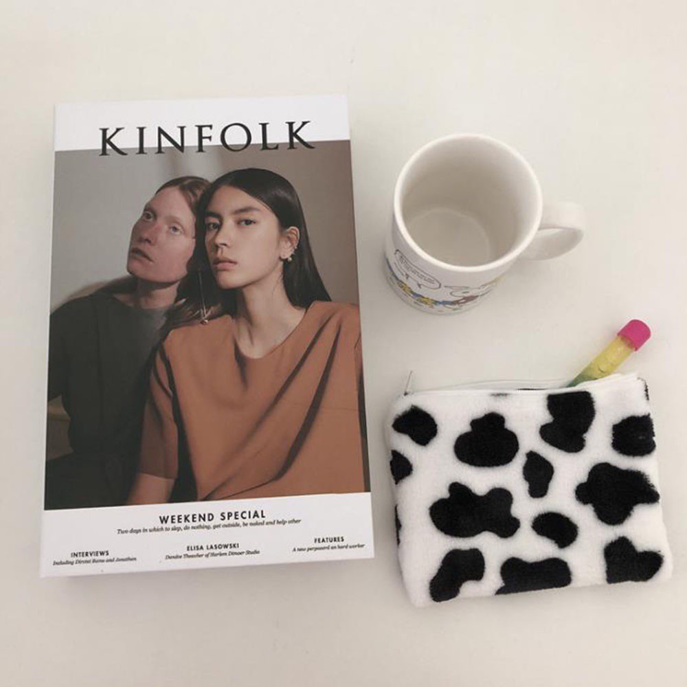 1 Ví Đựng Tiền Xu / Thẻ Id Mini Bằng Vải Bông Họa Tiết Bò Sữa Dễ Thương Cho Nữ