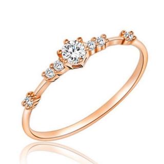 Nhẫn đính hôn thiết kế thanh lịch