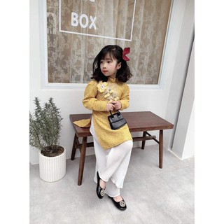 Set áo dài tết cho bé gái .