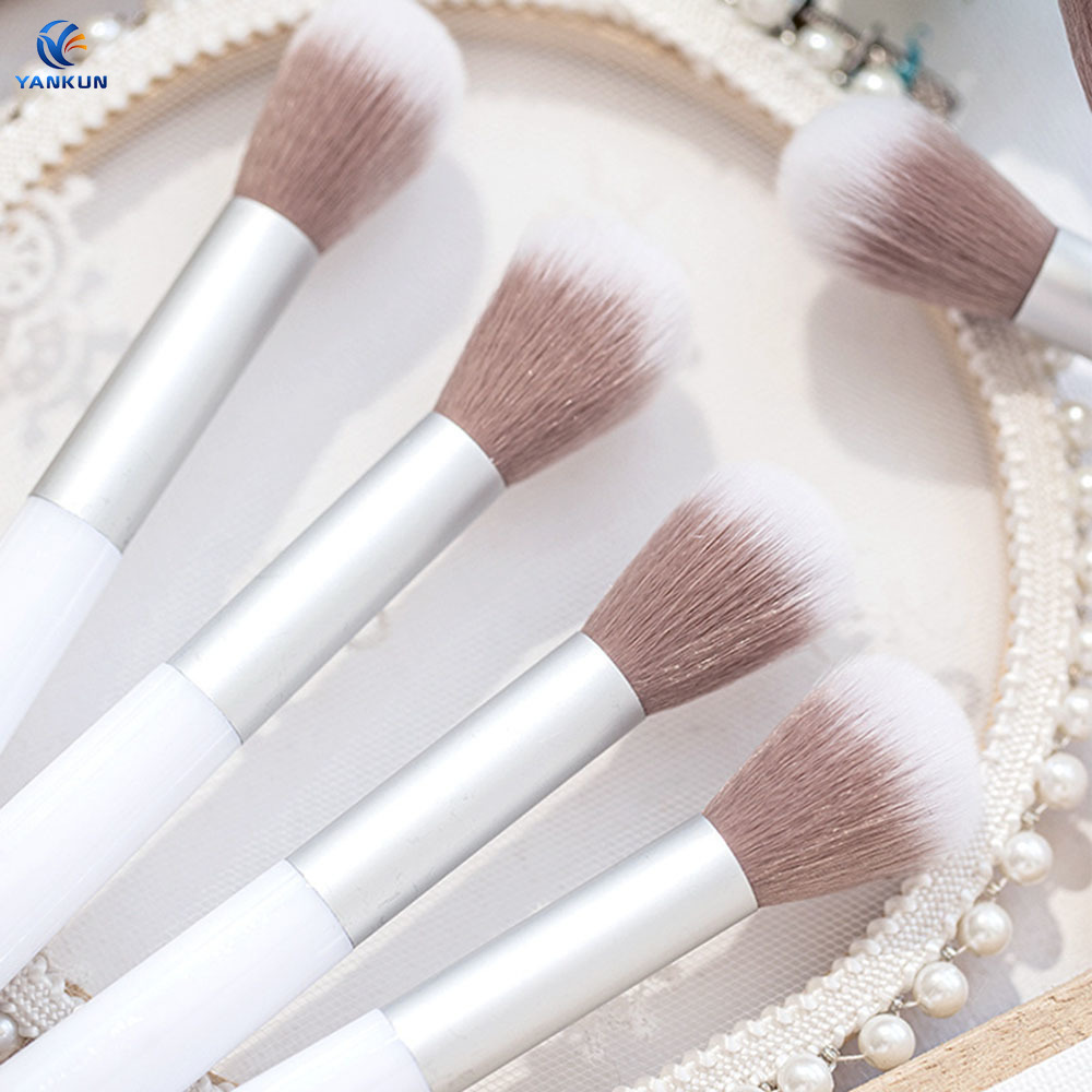 [Hàng mới về] Cọ trang điểm đánh phấn phủ/ phấn má hồng/ phấn bắt sáng đa năng chất lượng cao