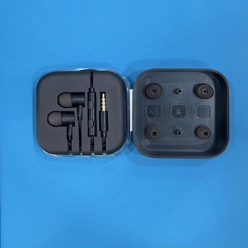 Tai nghe Xiaomi chất âm hay dây bọc vải dù thời trang