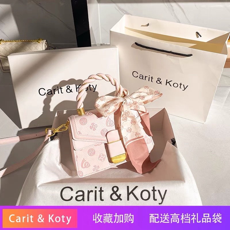 Túi xách nữ size 20 hồng pastel phối khăn sang chảnh Carit & Koty