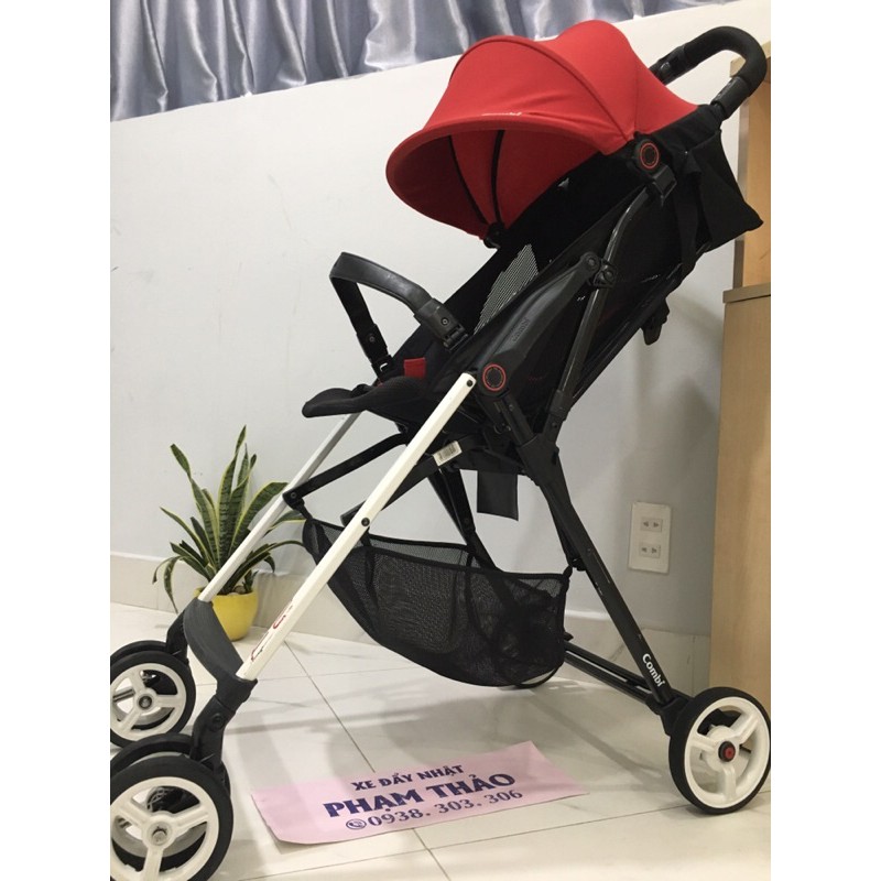 Xe đẩy Combi F2