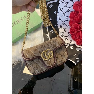 Túi xách nữ đeo chéo tag CG in hoạ tiết chữ G C size 19cm