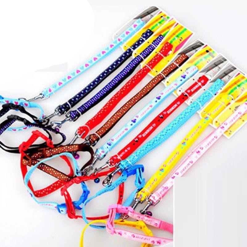 Dây Dắt Kèm Vòng Cổ Chuông Nhiều Màu Sắc Cho Chó Mèo