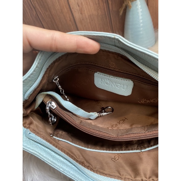 Túi đeo vai da bò phối kim sa đính hoa hiệu hàn quốc