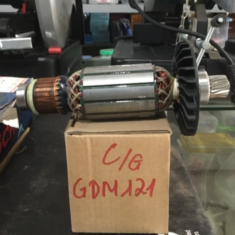 Roto máy cắt gạch GDM121