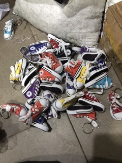 Bọc chân chóng giày converse