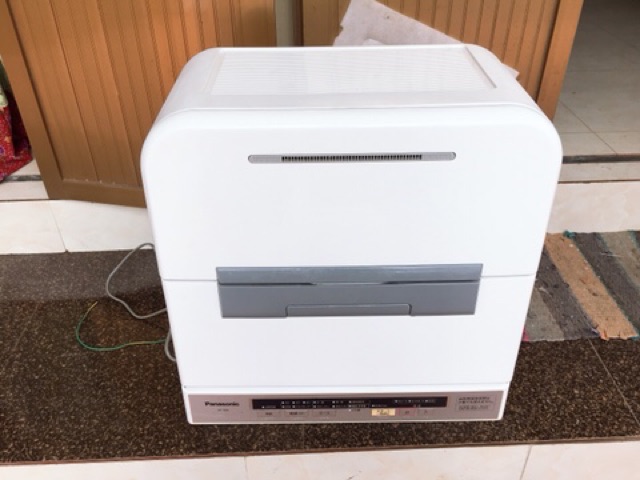 Máy rửa bát Panasonic TM6 - 2013