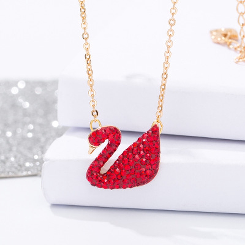 Dây chuyền kim loại phối mặt hình thiên nga đính đá phong cách thanh lịch cho nữ | BigBuy360 - bigbuy360.vn