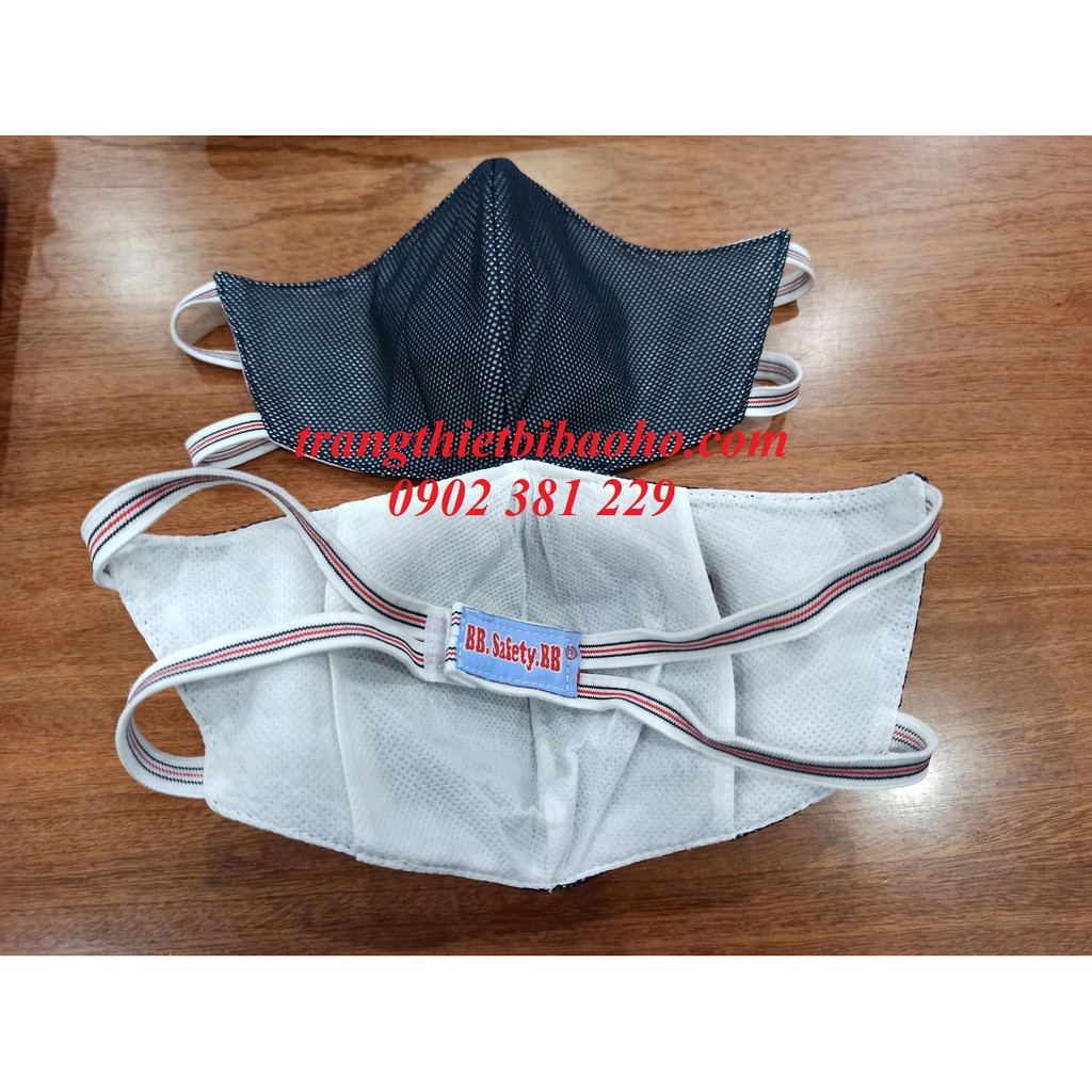 [RẺ VÔ ĐỊCH] - Combo 3 cái khẩu trang vải 4 lớp than hoạt tính cột sau đầu - KTBB630- hình thật