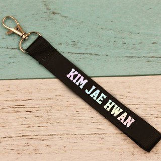 Name tab WANNA ONE f105