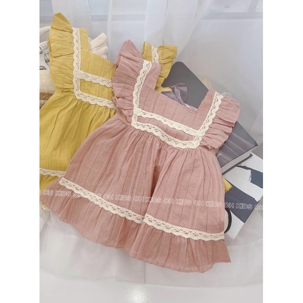 Váy đũi trang trí viền cho bé gái