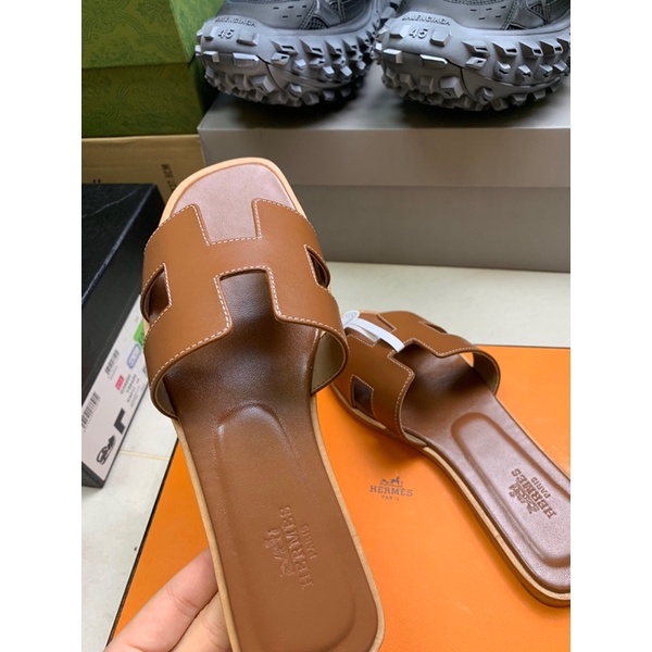 Dép lê hm nâu bò