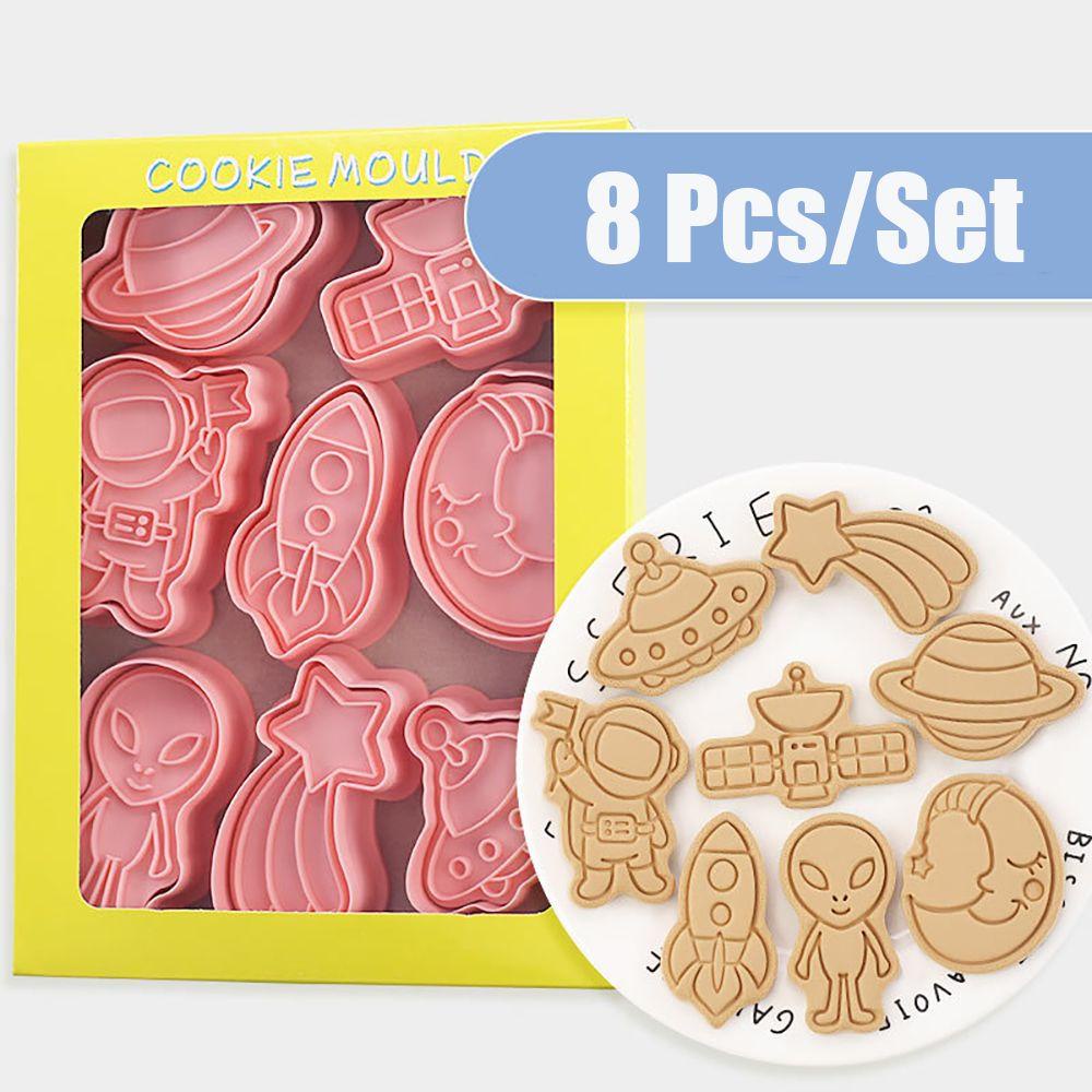 Set 8 Khuôn Làm Bánh Quy DIY Hình Hoạt Hình Đáng Yêu