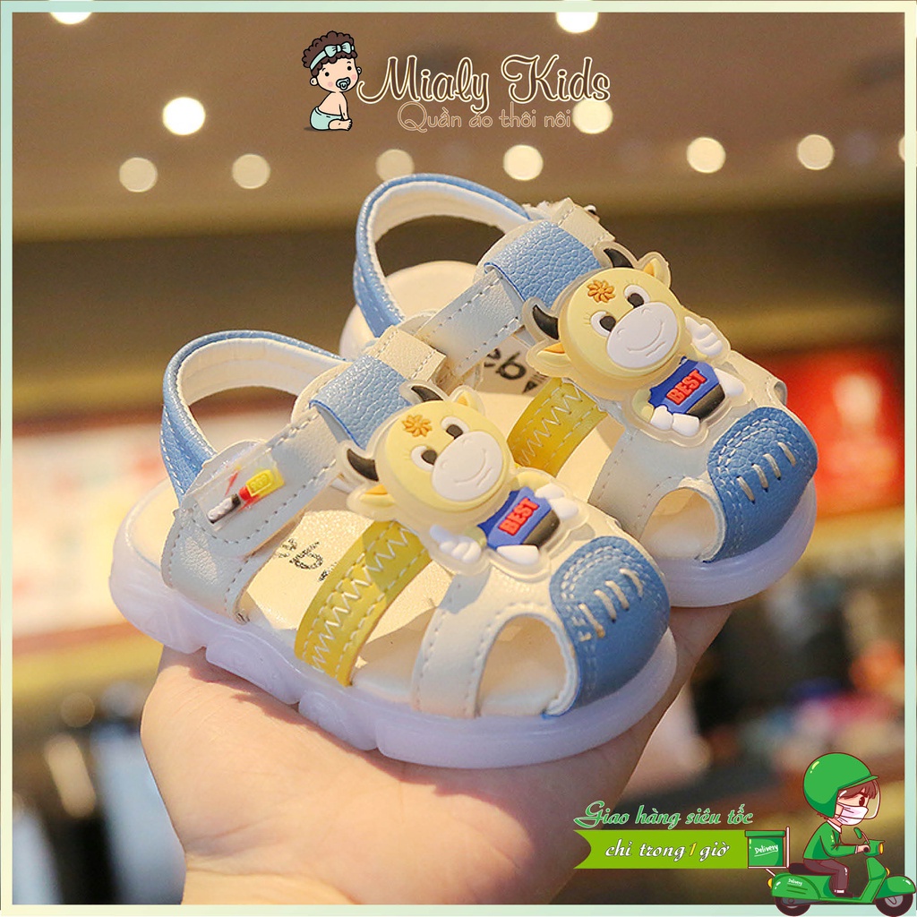 Sandal Tập Đi, Dép Có Quai Cho Bé Chống Trơn Chống Vấp Đế Cao Su Mềm - Giày Tập Đi