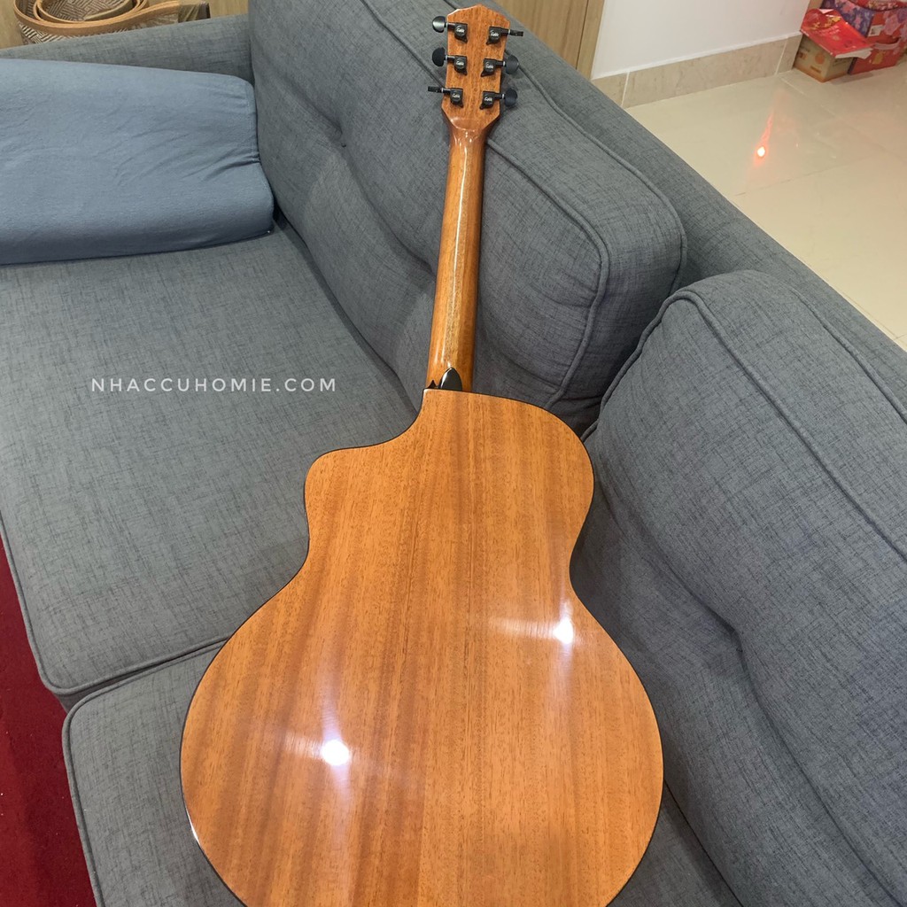 ĐÀN GUITAR ACOUSTIC TAKLA M580 MÀU GỖ