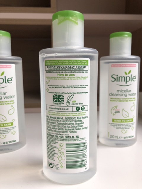 Nước Tẩy Trang Simple Kind To Skin Micellar Cleansing Water