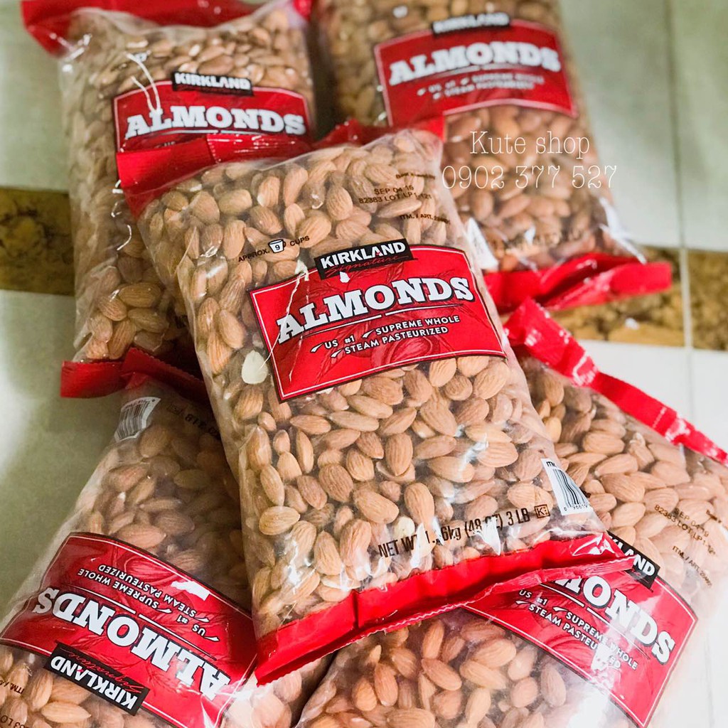 (DATE 09/21) Hạt hạnh nhân nguyên chất, không rang muối Kirkland Almonds 1,36kg (Mỹ)