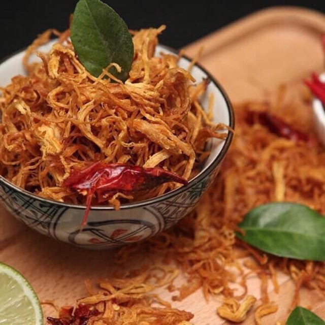 GÀ TA XÉ LÁ CHANH SIÊU SẠCH