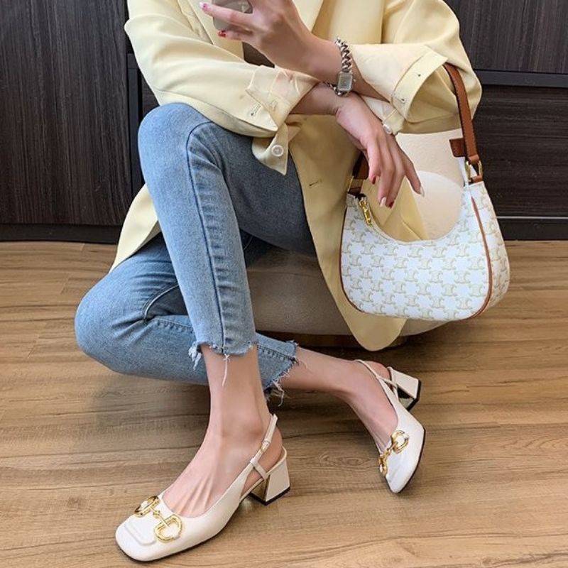 GIÀY SỤC SANDAL CAO GÓT NỮ ĐẾ VUÔNG BÍT MŨI HỞ GÓT 5- 7 Phân màu đen trắng quai khóa xích hot 2022 - mã S046