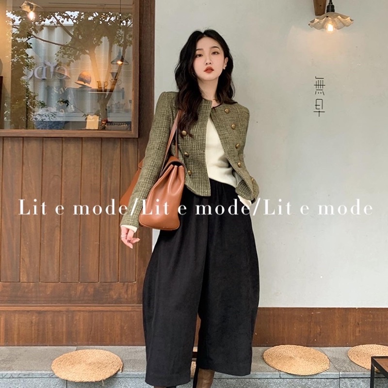 Áo dạ tweed đính cúc sang chảnh màu xanh rêu