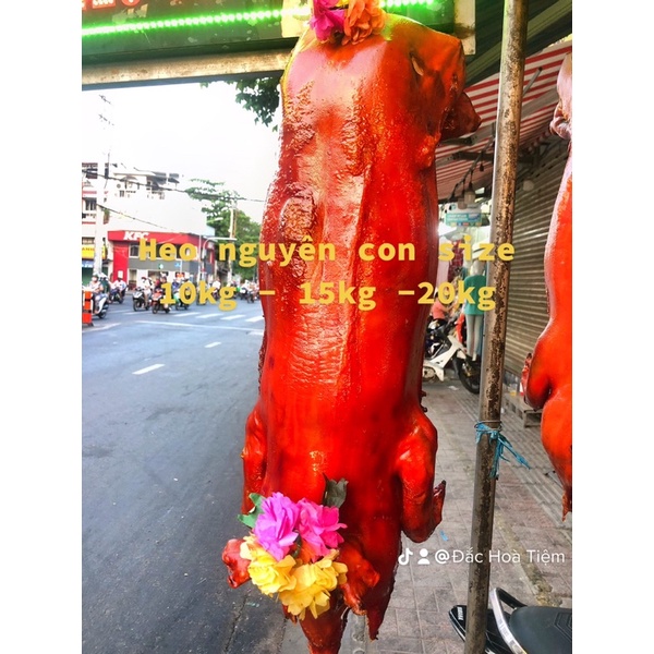 Heo quay nguyên con 10kg -12kg CÚNG CHÙA  BÀ
