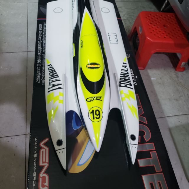 Tàu chạy  pin siêu tốc độ 100km/h