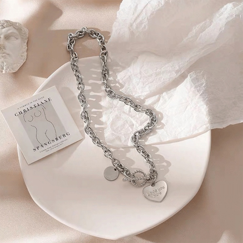 Vòng cổ nữ mặt dây hình trái tim thời trang