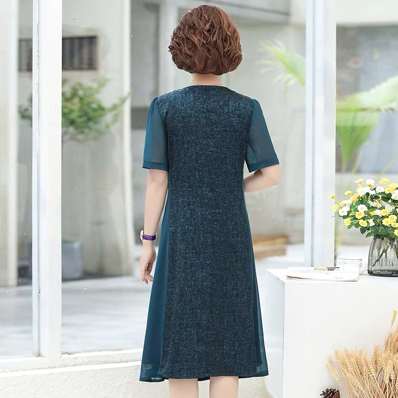 Đầm trung niên dự tiệc voan lụa sang trọng