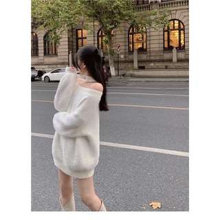 Áo len lông trễ vai choker