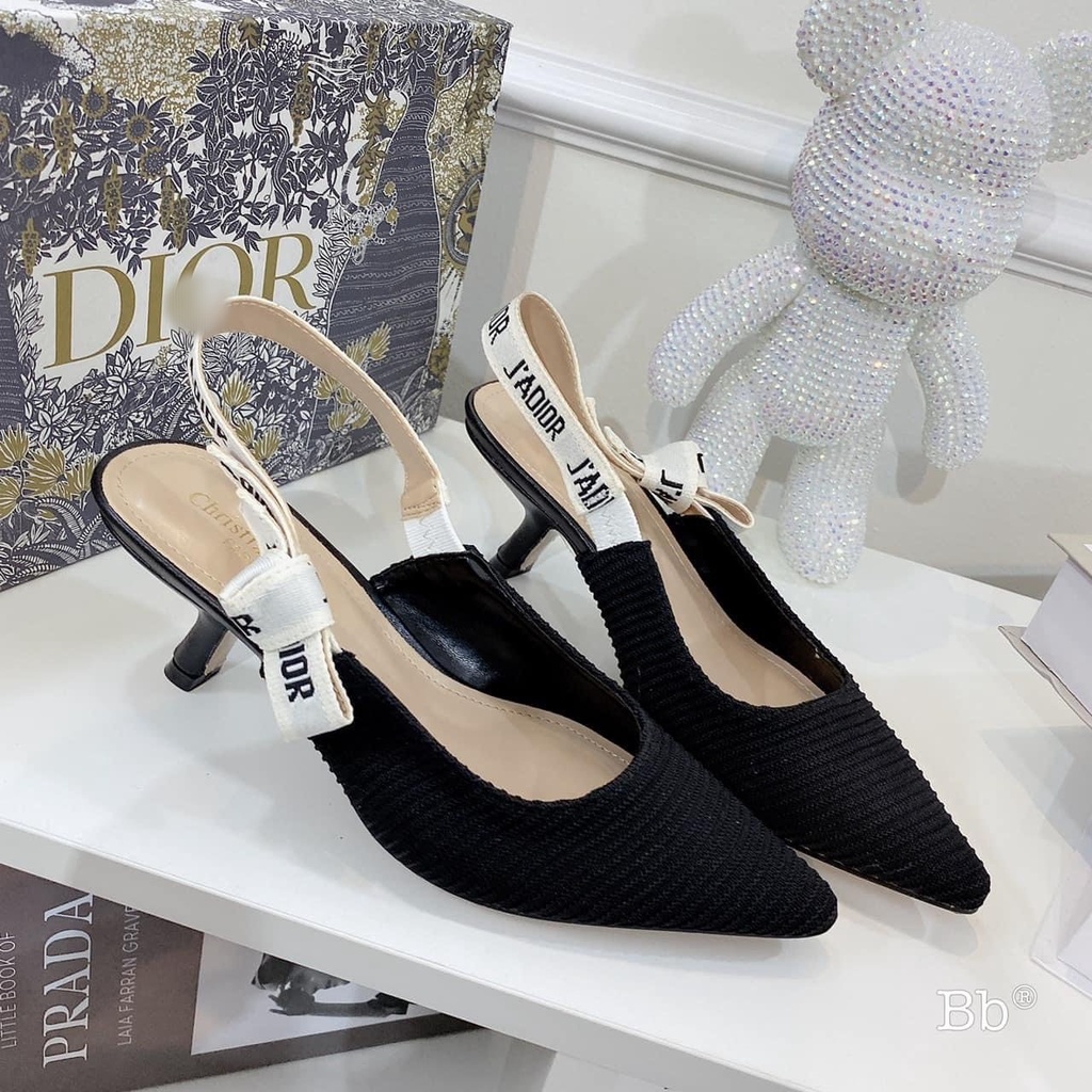 Dior quai nơ