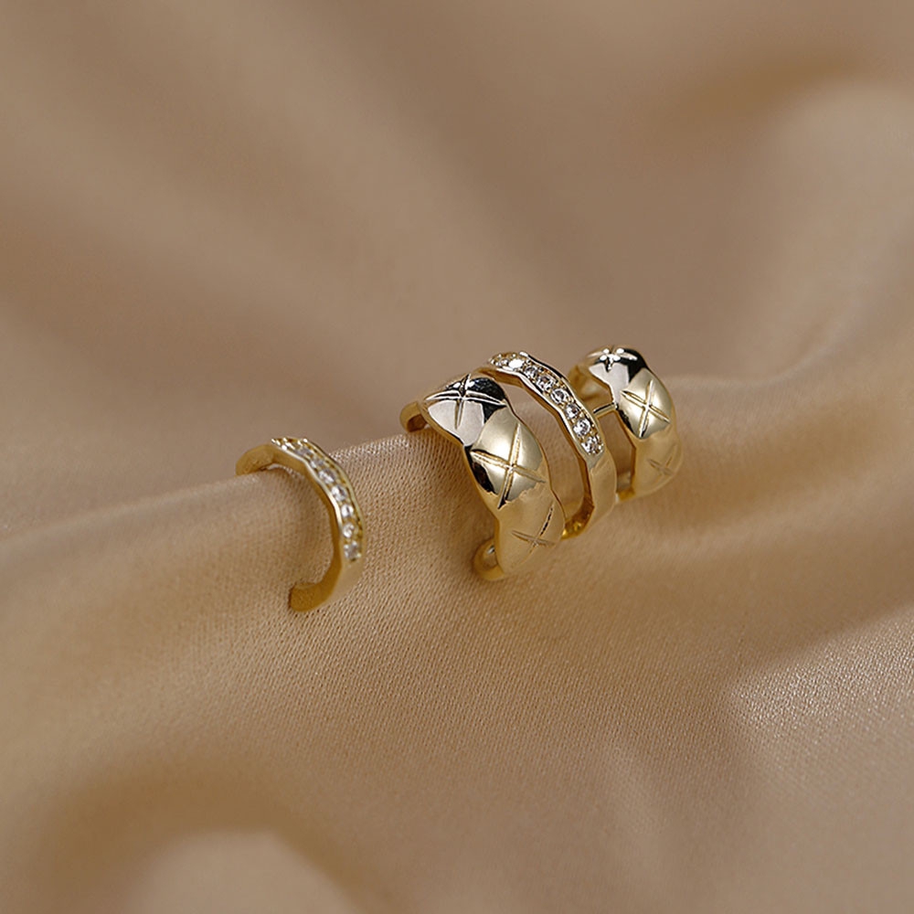 Bông Tai Dáng Dài Tạo Hình Độc Đáo Cho Nữ