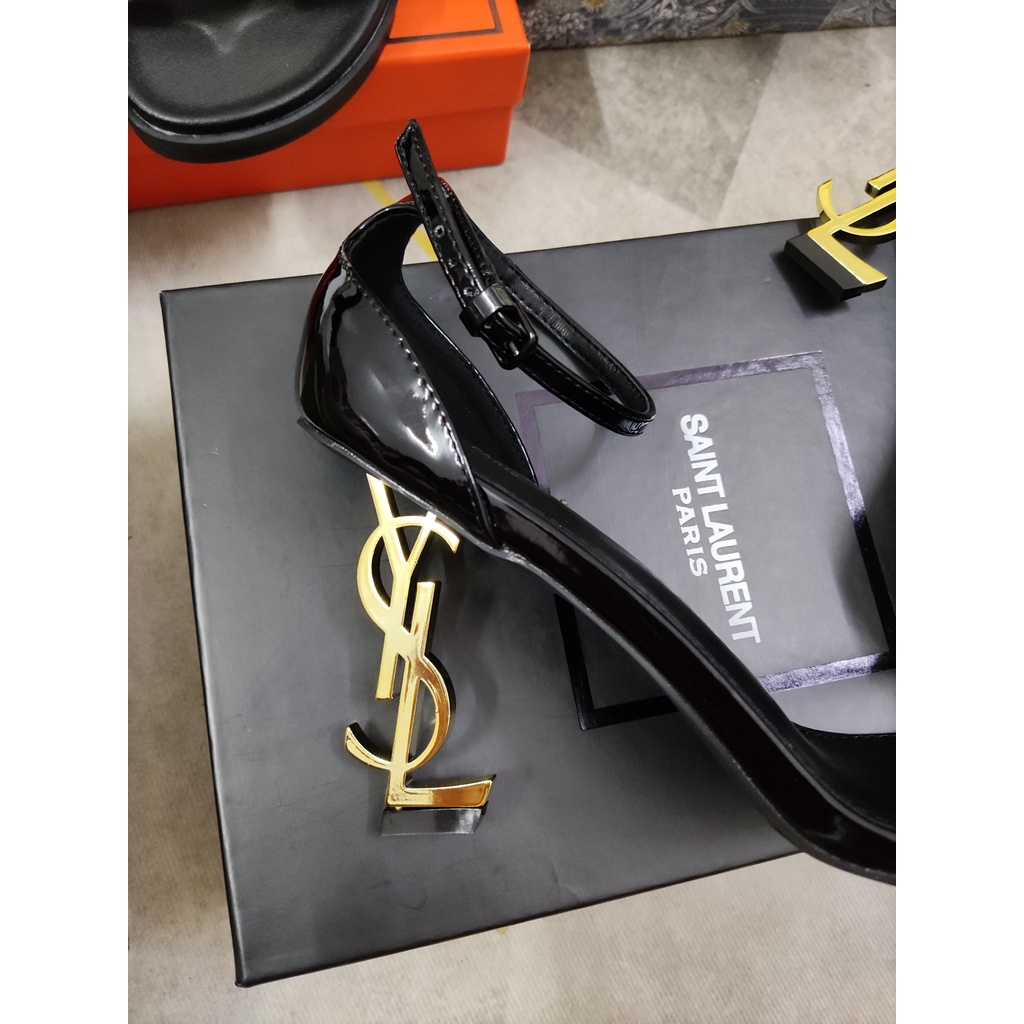 Xăng đan Da Bóng Gót Cao Màu Vàng Sang Trọng