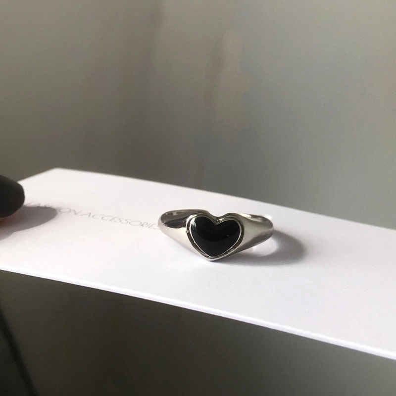 1 Nhẫn Hở Hình Trái Tim Màu Đen Có Thể Điều Chỉnh Kích Cỡ