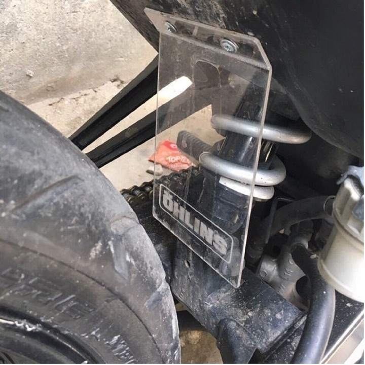 Mica Nhựa Trong Suốt Che Phuộc Sau Exciter 135 150 | WINNER | Phuộc OHLINS HTB06